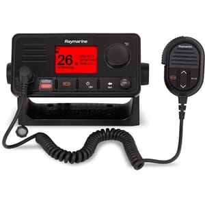 Ray73 VHF Radio (mulighet for 2 håndsett) med integrert GPS mottaker og AIS mottaker